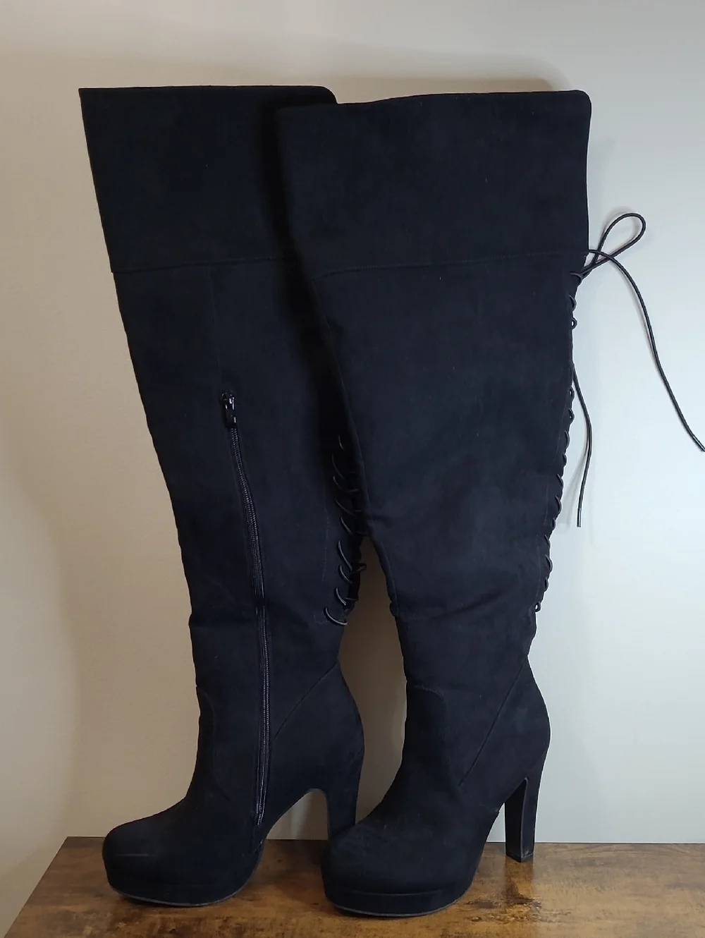 Torrid Black Faux Leather Over-the-Knee Lace-Up Platform Boots size 9WW